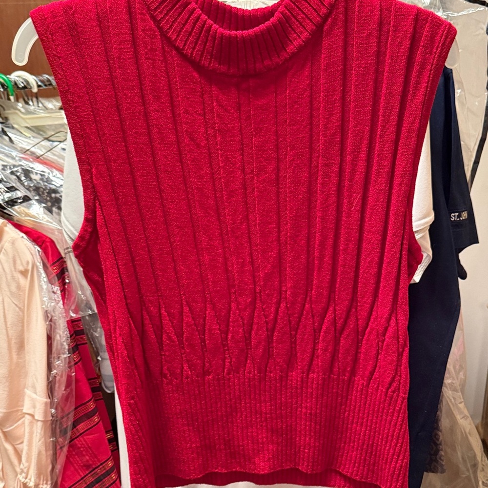 St. John Red Ribbed Sleeveless Sweater